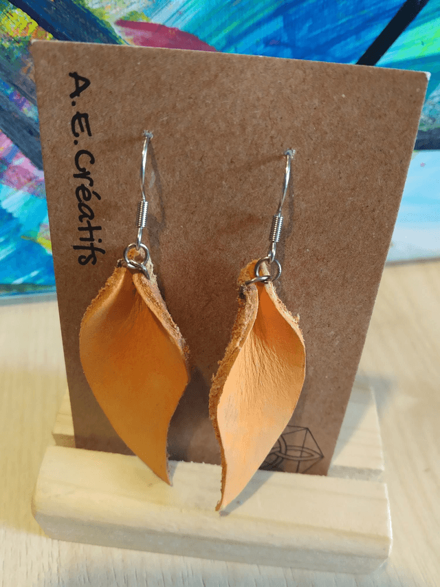 Boucles d'oreilles feuille cuir 