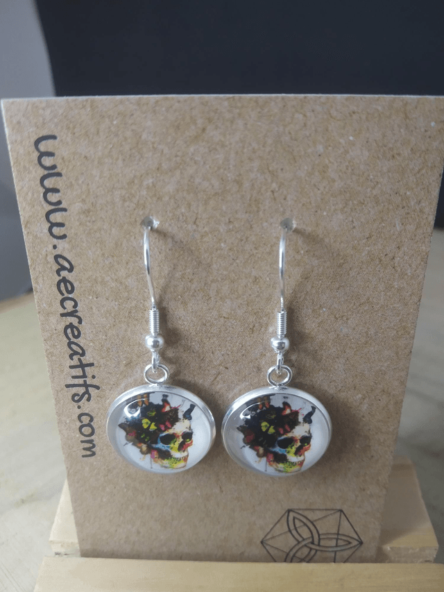 Boucles d'oreilles cabochons crâne fleurs