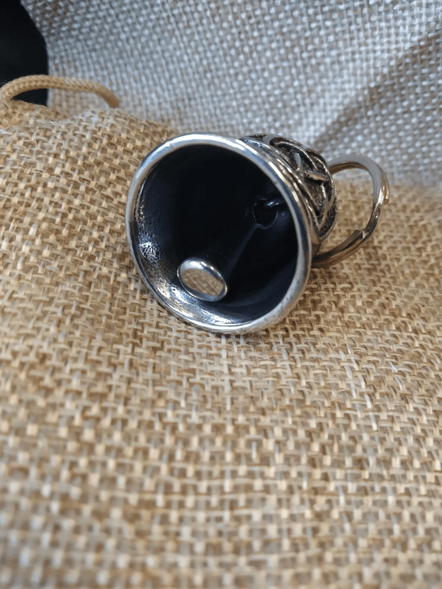 Guardian Bell nœud celtique 