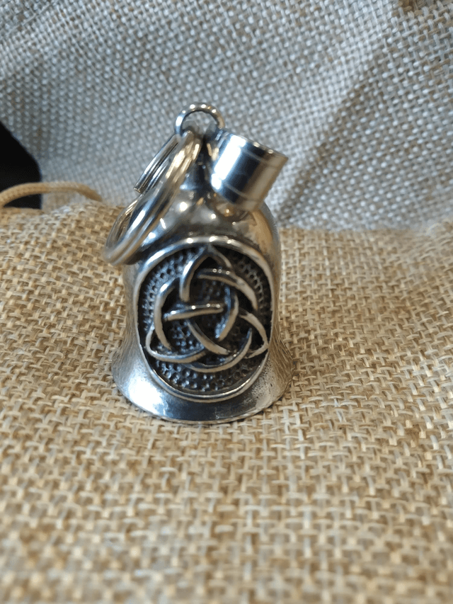 Guardian Bell nœud celtique 