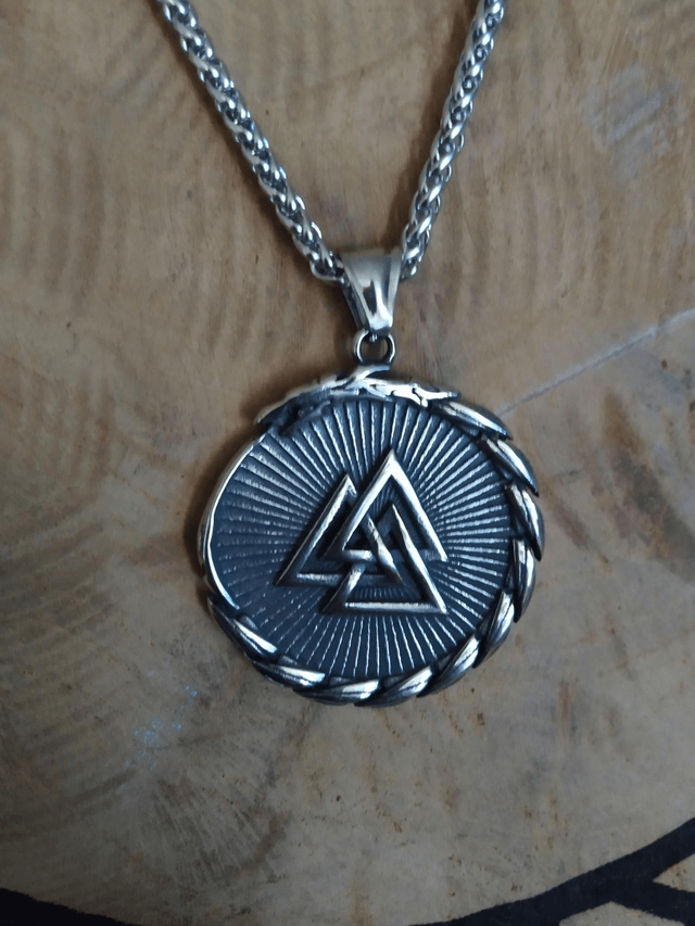 Collier viking infini acier inoxydable 
