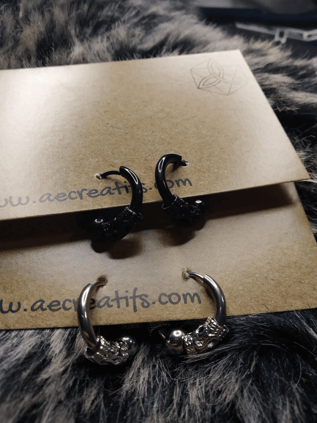 Puce viking anneaux 